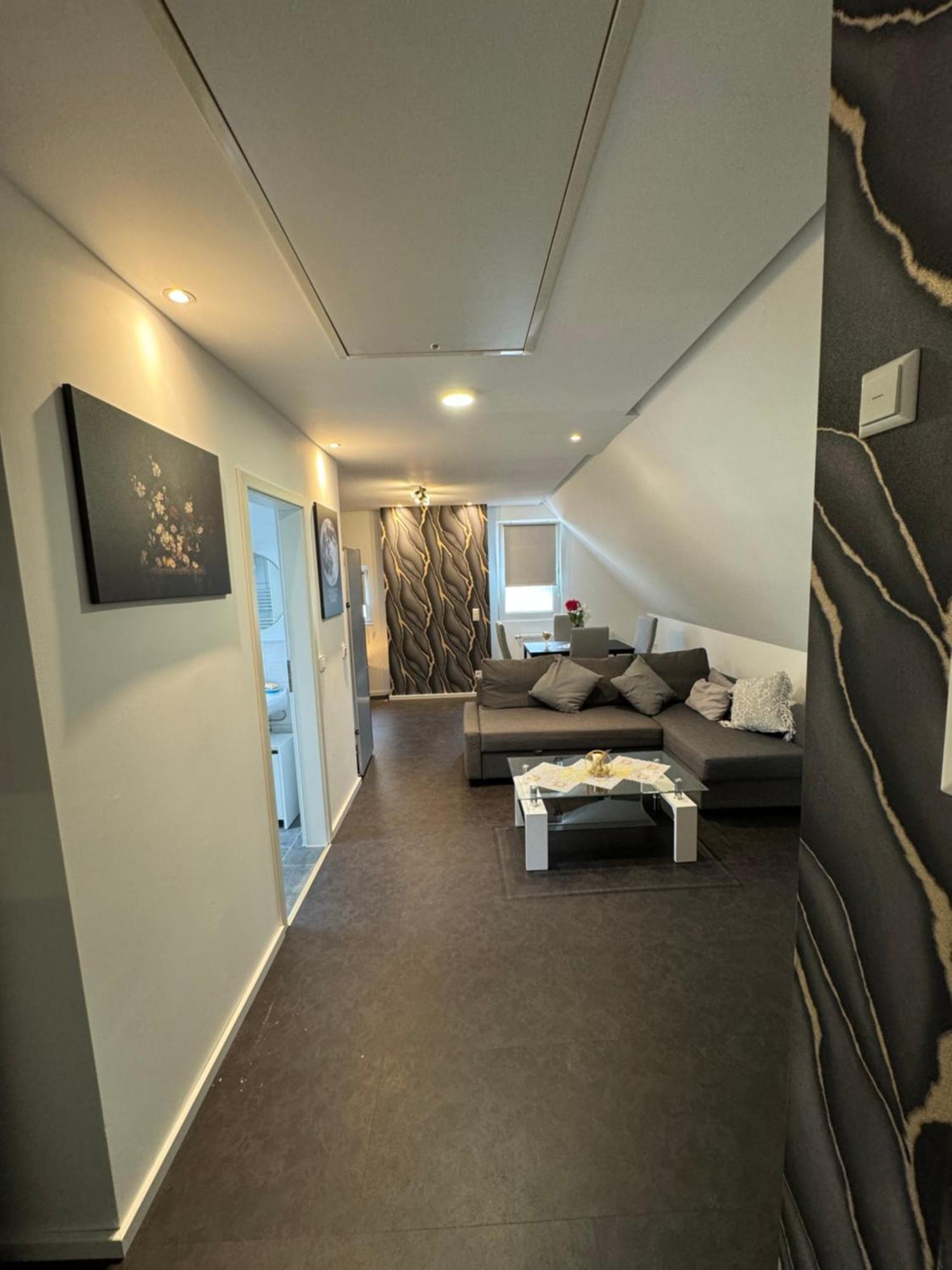 Adiferienwohnung *